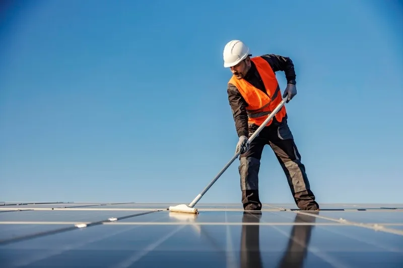 solar panel cleaning company in Lake Stevens