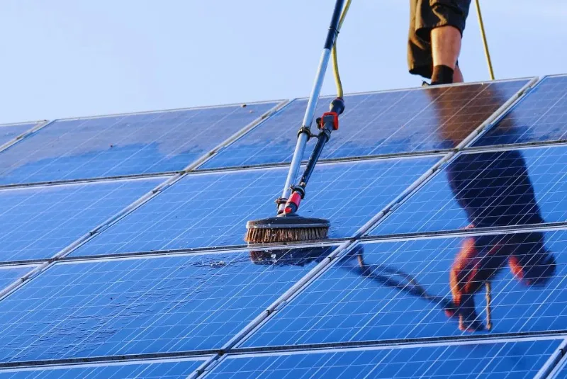 solar panel cleaning company in Lake Stevens